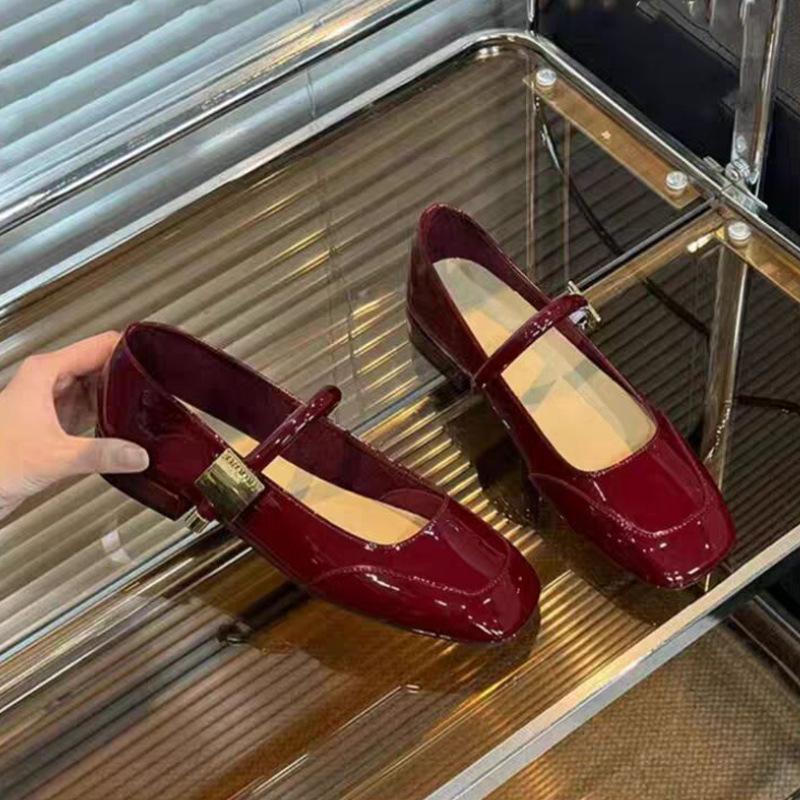 Fashion Spring new square toe shallow mouth single buckle strap fashionable low order shoes for women simple versatile flat shoes