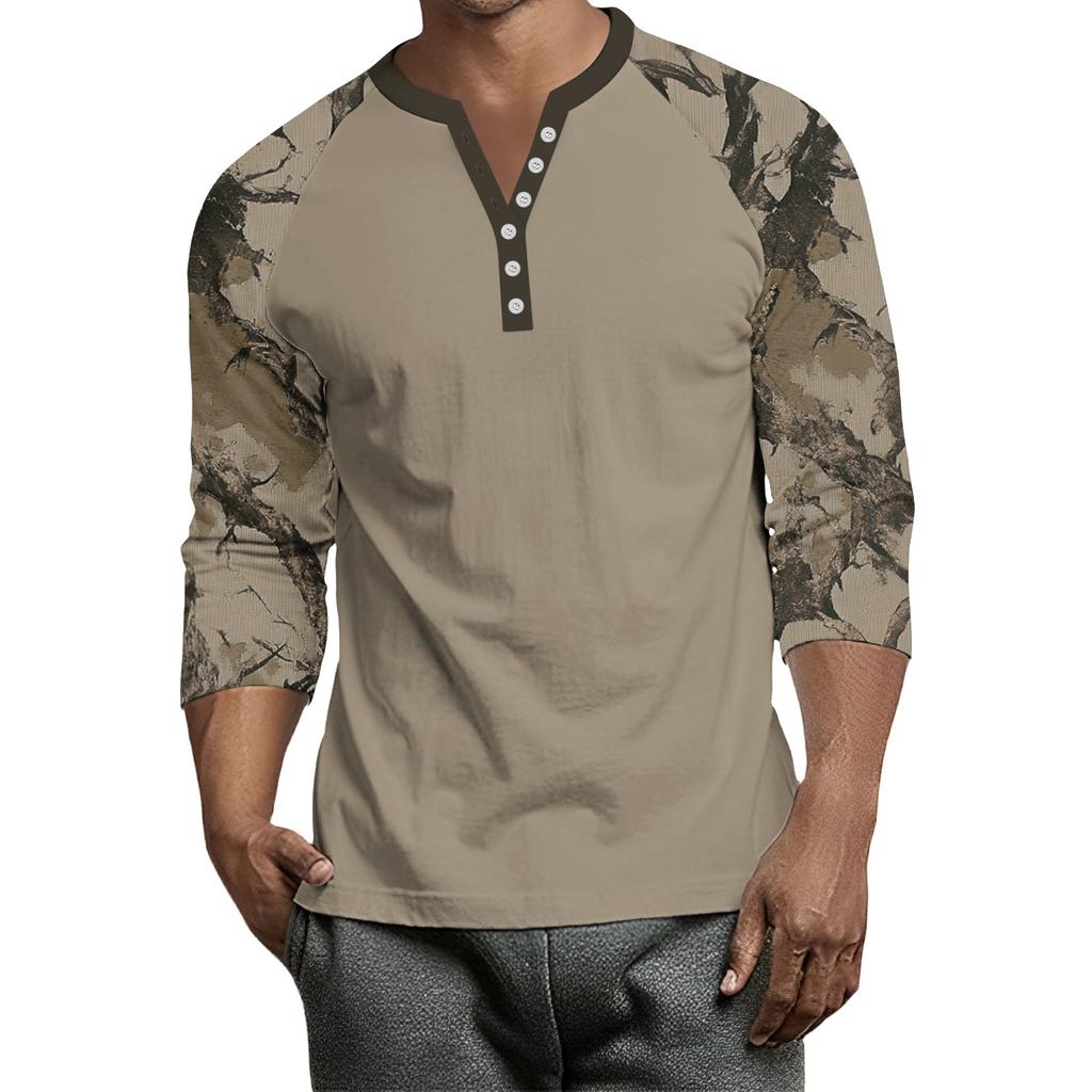 Top Masculino de Manga 3/4 Raglan Contrastante com Botões