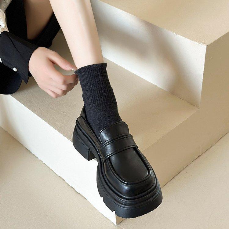 

Black French platform loafers women s 2025 new autumn versatile round head single shoes retro British style small leather shoes 40