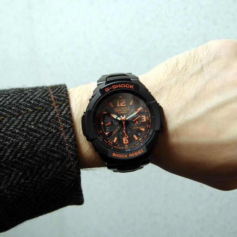 Casio Six Bureau Radio Classic Pointer Three Eyes Date Display Movement Waterproof and Shockproof Solar Quartz Movement Resin Strap GW-3000B-1A