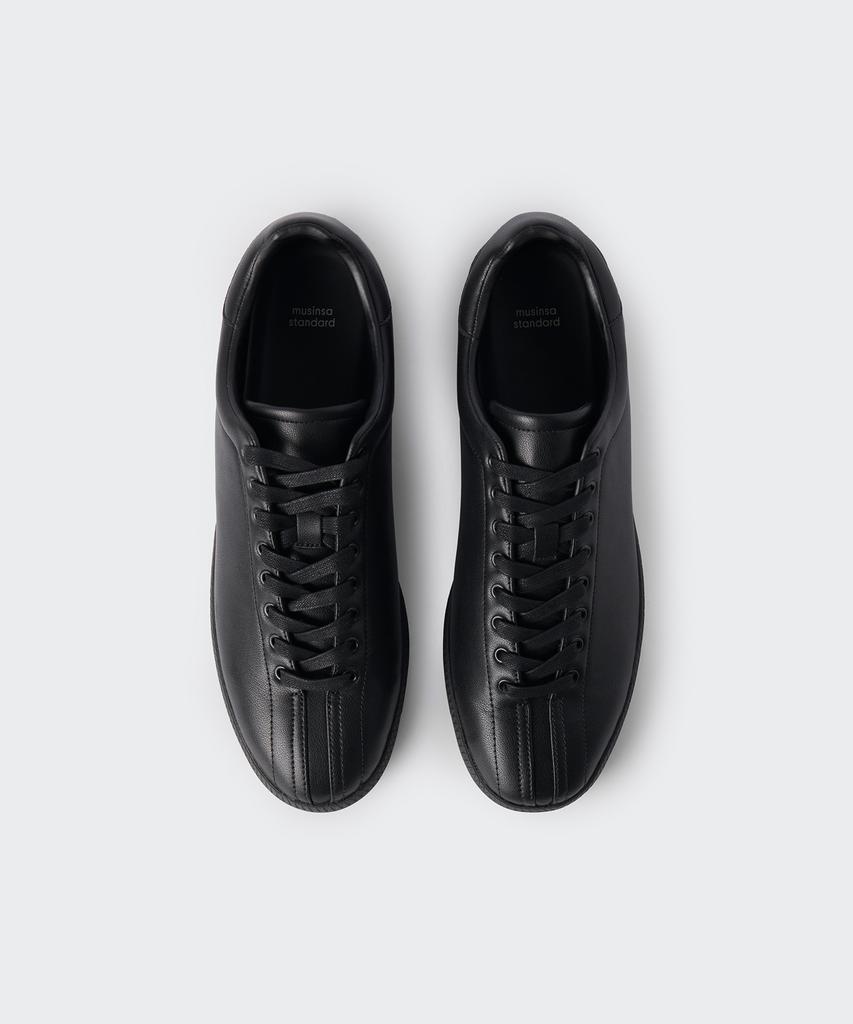 Musinsa Standard Retro Bowling Sneakers [Black]