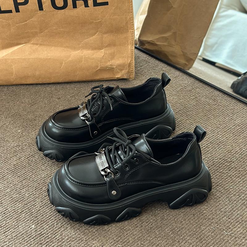 

Интернет-знаменитость в студенческом стиле белые туфли на шнуровке женские осенние 2024 года британские туфли на платформе маленькие кожаные туфли японская юбка 39 чёрный