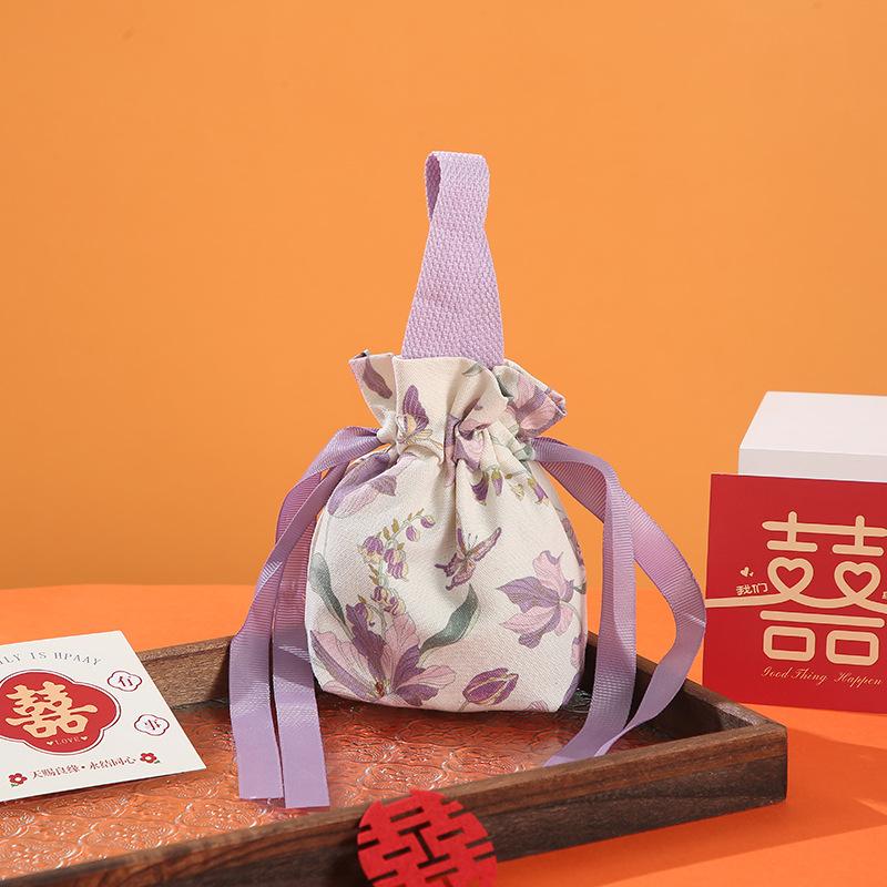 Retro Flower Handheld Candy Bags Wedding Gifts Packing Bags Portable Drawstring Candy Storage Bags Wholesale New 2025