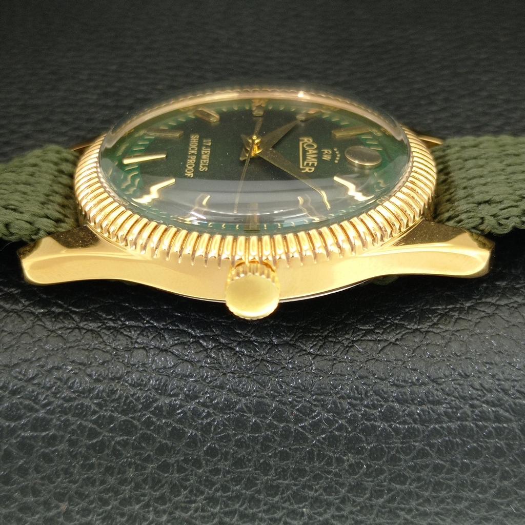 HAND-WINDING VINTAGE SWISS MENS REFURBISHED GREEN COLOR DIAL WATCH A707400-1