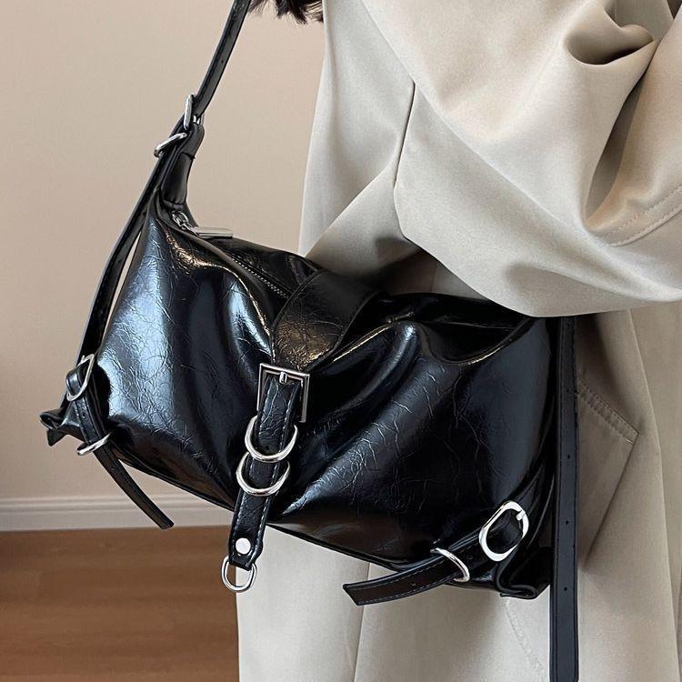 High-end Fashionable Large Capacity Bag 2023 New Korean Motorcycle Bag French Bag Small Unique Armpit Bag