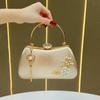 Borsa da sera di lusso impreziosita da perle con ciondolo a nappa per eventi formali