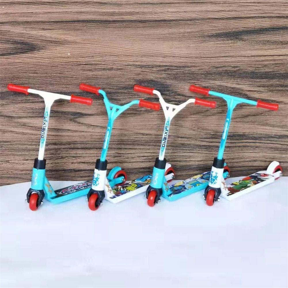 Finger Toys Children's Finger Scooter Finger Skateboards Mini Scooter Mini Finger Scooter