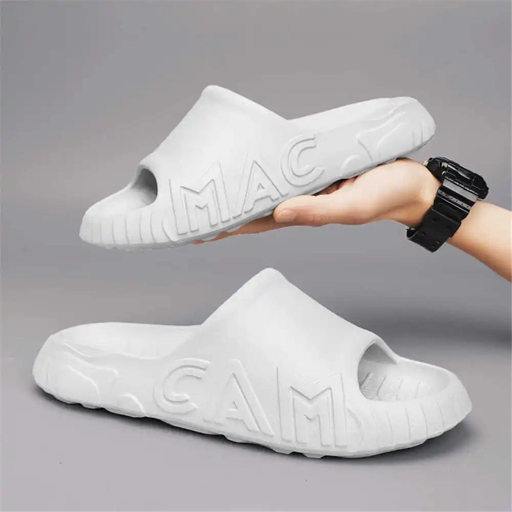 Light Room Luxury Sandals Men Summer Men's Slippers Shoes Men's Sneakers 44 Sport Joggings Play Sapatos Shors