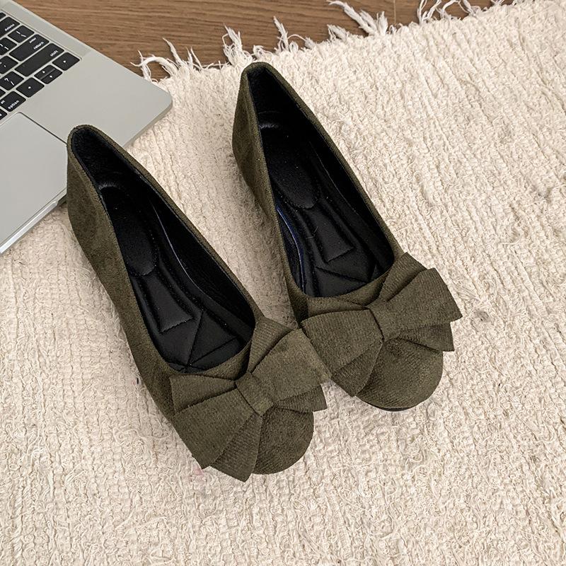 Large size flat-bottomed casual single shoes for women's new suede bow round head beanie shoes for women