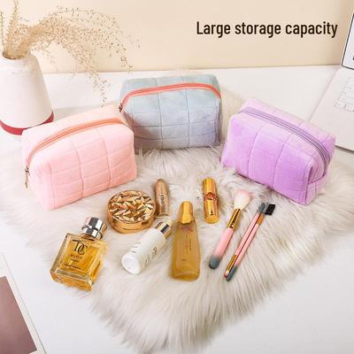 2025 Velvet Embroidered Plaid High-Capacity Makeup Bag
