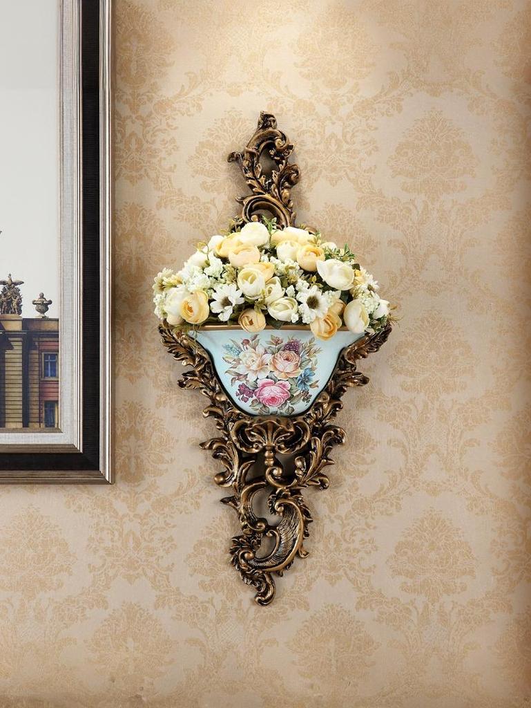 European Wall-Mounted Vase: Creative Resin Ornament for Retro Home Decor