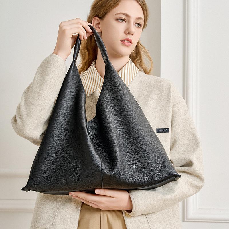 Triangle bag commuter big bag underarm leisure cross-border fashion versatile style first layer cowhide large capacity shoulder tote bag