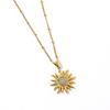 Collana a Sole in Acciaio Inossidabile Placcato Oro 18K con Pietre di Zirconia - Stile Europeo e Americano, Resistente allo Sbiadimento.