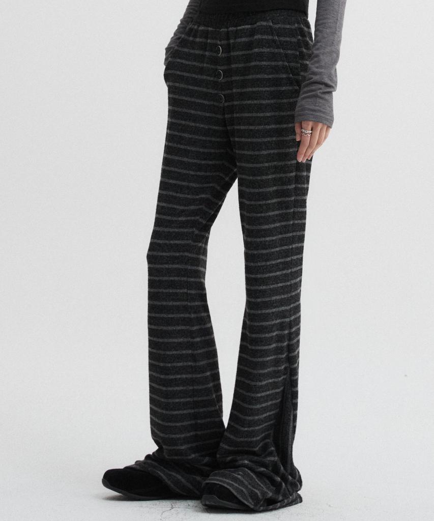 Diaeneseualumeon Striped Flare Sweatpants