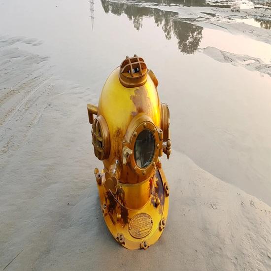 45.72 cm Scuba Diving Helmet Mark V Deep Diving divers Helmet Sea Nautical Helmet