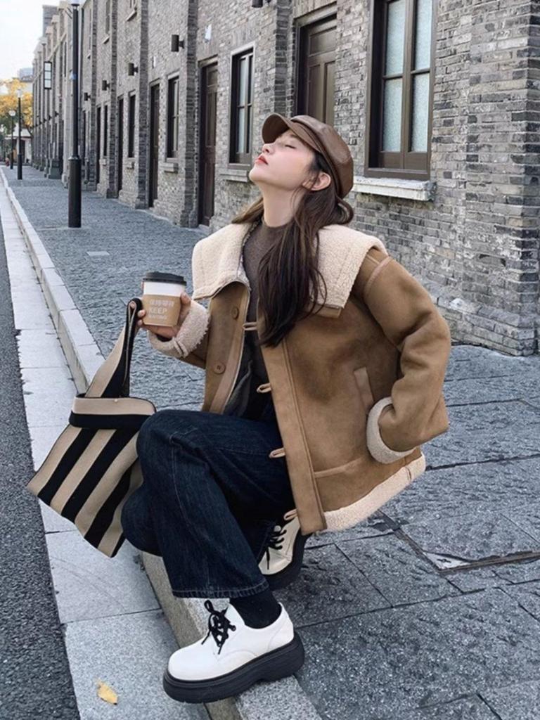 2024 Women's Korean Style Cold-Proof Fur-Integrated Motorcycle Jacket, Petite Fit, Plus Velvet