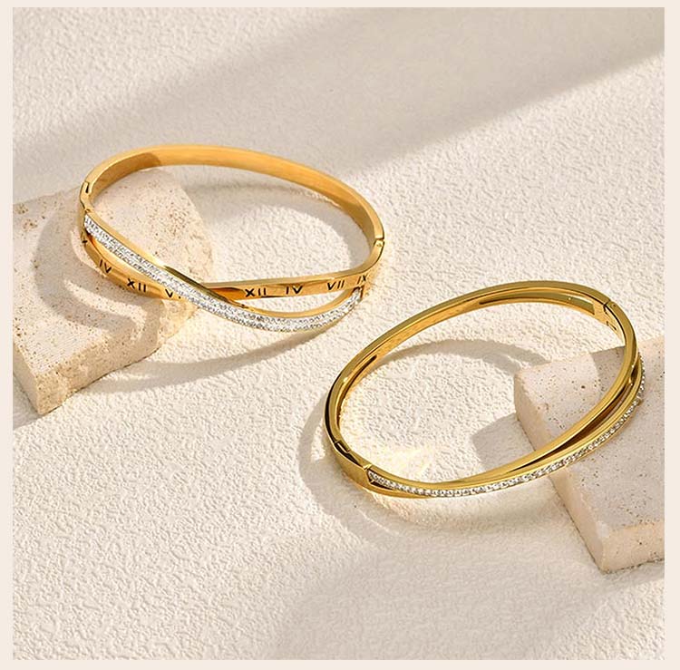 Glanzende Zirconia Gekruiste Roestvrij Staal Armband voor Vrouwen, Goudkleurig Gelaagd Stapelbaar Vrouwelijke Waterdichte Sieraden Cadeau