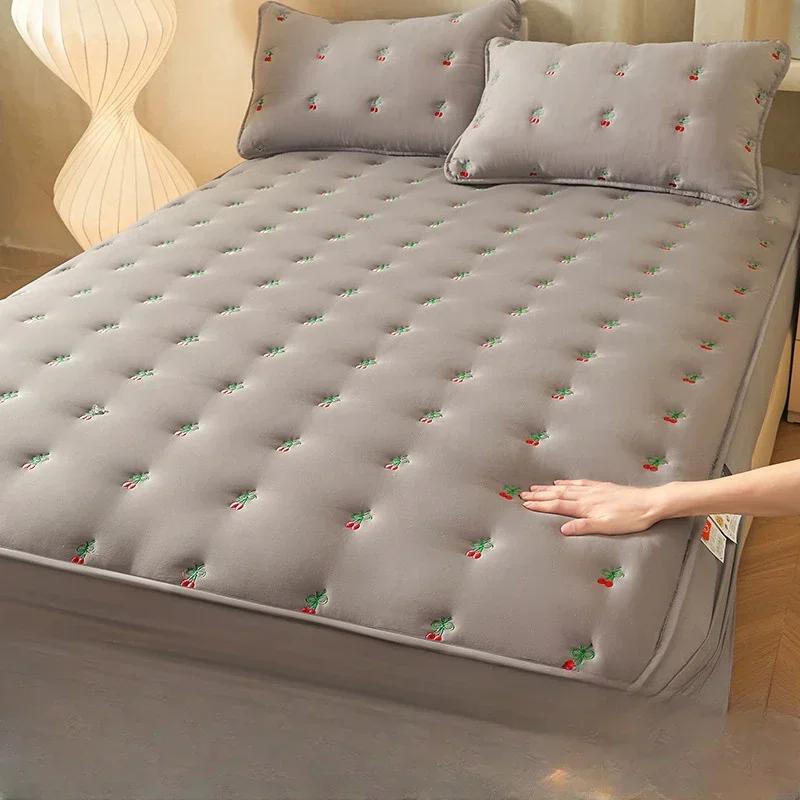 Thickened Oversized Soft Mattress Protector, Solid Color Fitted Sheet, Embroidered Mattress Cover