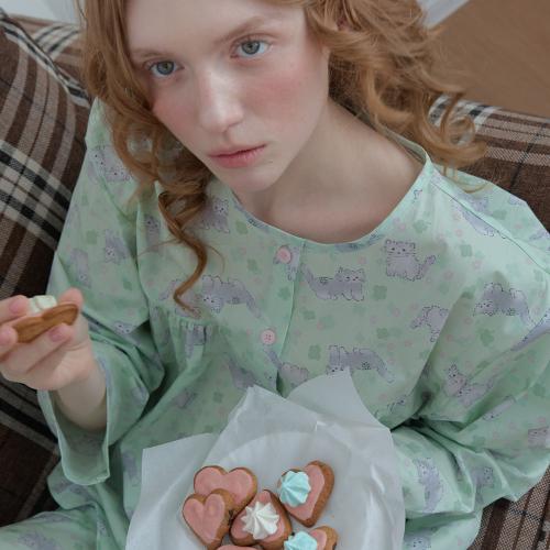 

[Muse Mood] 80-count High-Density Cotton Lucky Flower Pajamas [Shipped from Korea] 100% Authentic One Size