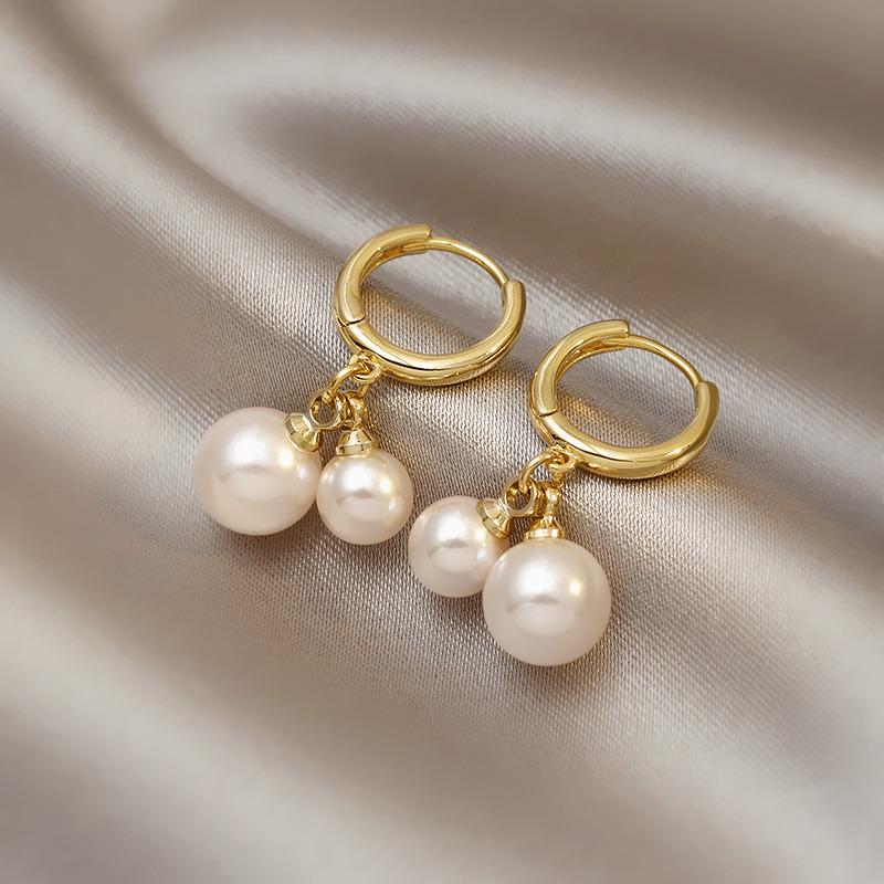 Luxury Crystal Pearl Gold Color Drop Earrings For Women Girl  Elegant Personality Shiny D Letter Earring Fashion Jewelry