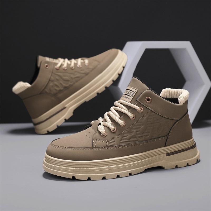 Высококачественные мужские ботильоны Мужская повседневная обувь Кожа Дышащие уличные кроссовки Рабочие ботинки Модные мотоботы для мужчин 39 4365₽