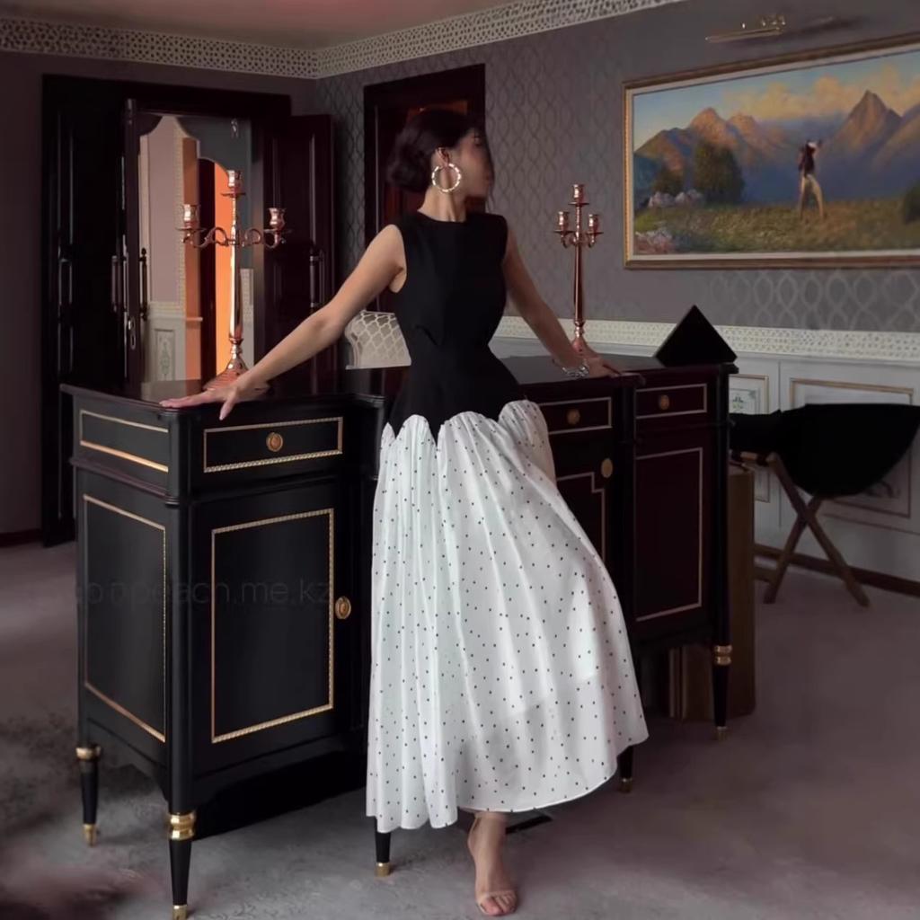 European and American spring new retro Hepburn style sleeveless polka dot long dress elegant dress