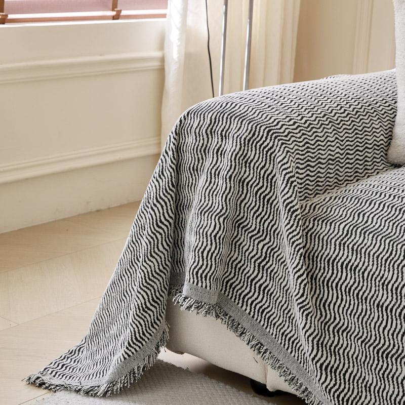 Spring and summer new foreign trade chenille sofa blanket sofa towel dust cover four seasons anti-cat scratch sofa blanket