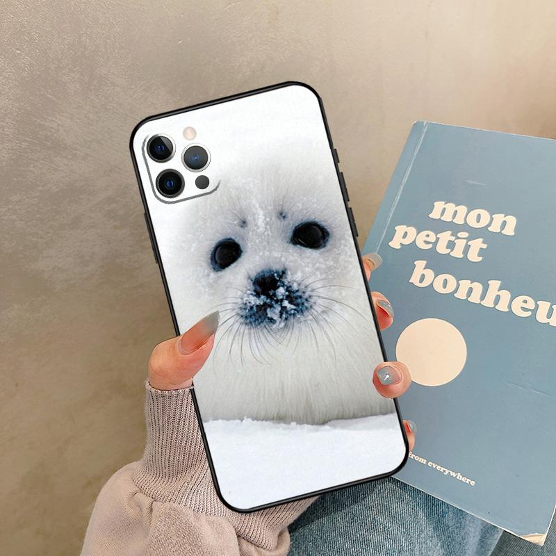 Baby Seals Case For iPhone 17 Air 16 15 14 13 11 12 Pro Max 13 mini XR 15 16 Plus 16e Back Cover Shell