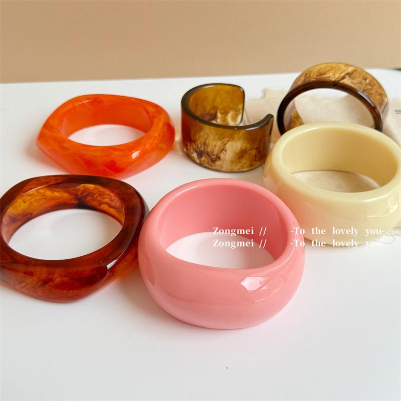 Colorful Geometric Resin Macaron Bracelet: Sweet Girl's Irregular Stacking Design