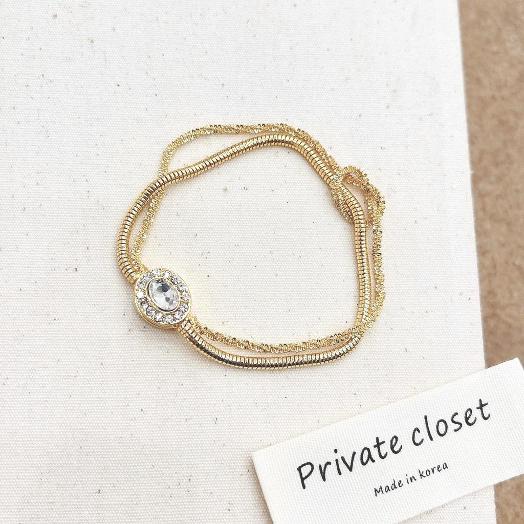 Elegant Double-Layer Gold Wire-Wrapped Bracelet for Women - Luxurious, Soft, Exquisite, and Ideal for Stacking.