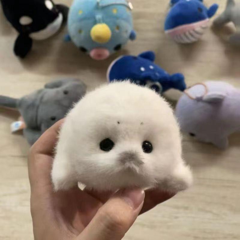 Cute Plush Baby Seal Pendant Keychain Realistic Ocean Animal Doll Ornament Creative Gift Decoration