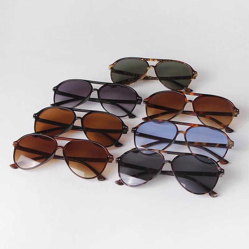New Chic Pilot Women Sunglasses Retro Aviator Blue Gradient Lens Tortoise Frame UV400 Sun Glasses Female Male