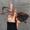 Óculos de visão curta ultraleves anti-luz azul, óculos de miopia fotocromáticos, armação retrô, mudança de cor, óculos de visão curta