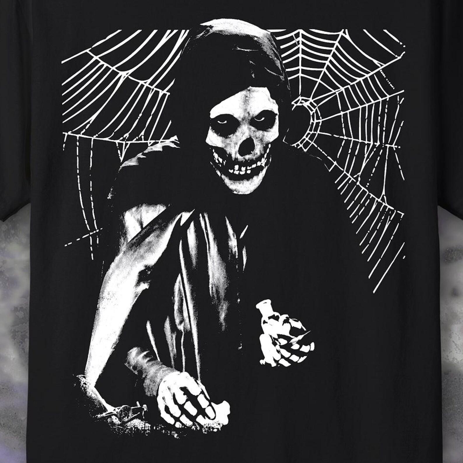 Crimson Ghost Retro Horror Punk Skull Spiderweb Graphic T-Shirt XL