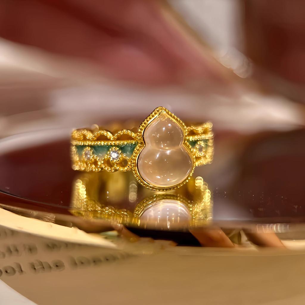 Delicate New Chinese Trend Gourd Agate Ring For Women Beautiful Minimalist Design 2024