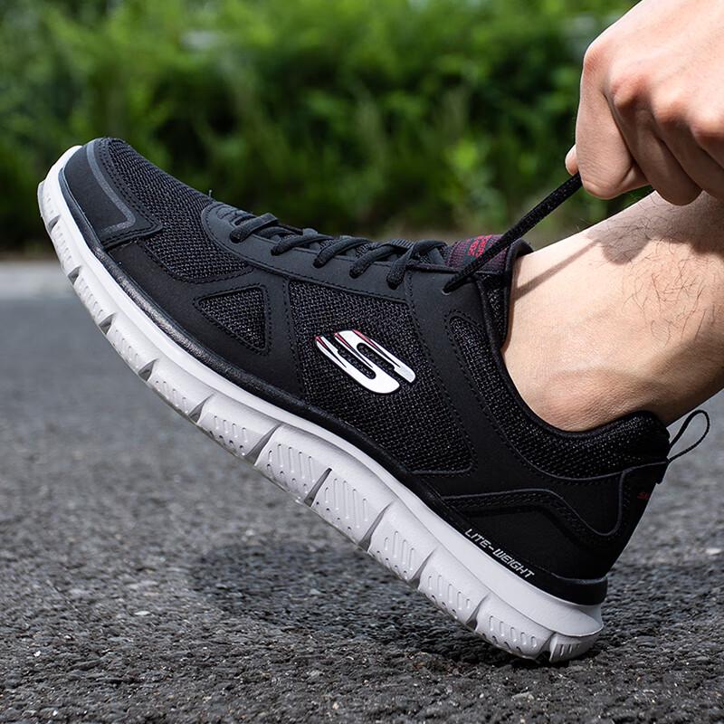 

Skechers Men s 52631-BKRD Running Shoes 8.5
