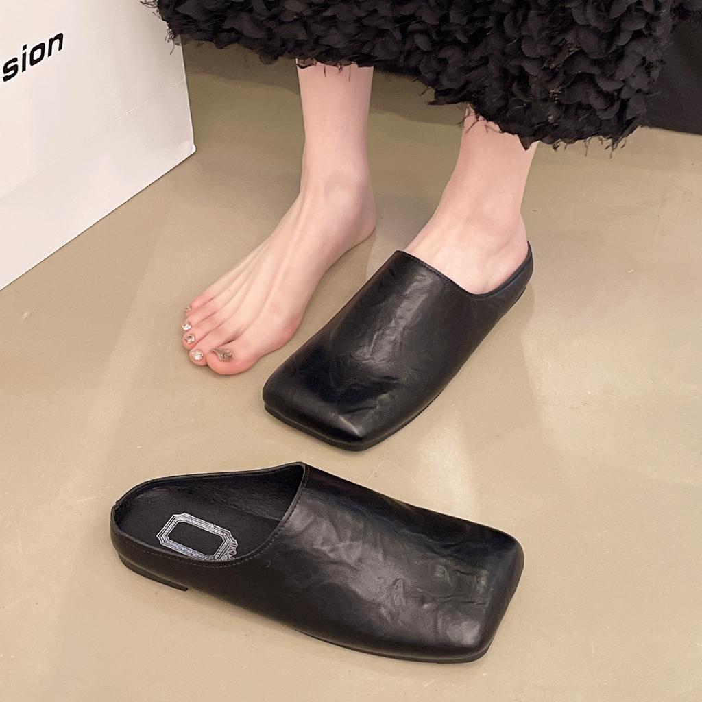In the Summer of 2025, the New British Style Flat-bottomed Comfortable Lazy One-pedal Fashionable and Comfortable Bag Head and Foot Slippers Women