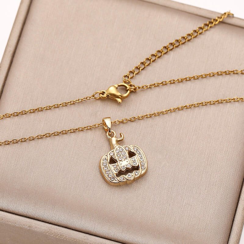 Halloween Pumpkin Pendant Necklace - Adjustable Clavicle Chain with Gothic Cartoon Design for Women