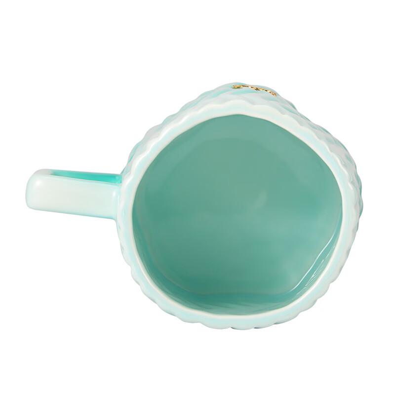 Kubek Starbucks z wytłaczanym emblematem w paski