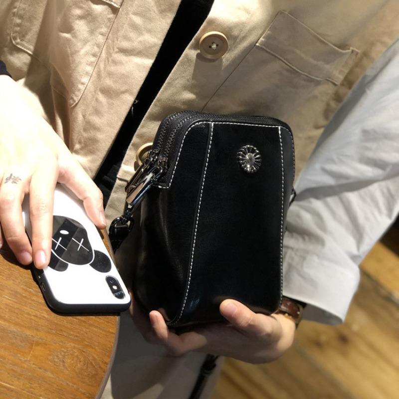 Geantă mică pentru femei, geantă de umăr unică, geantă crossbody pentru femei, geantă ușoară de lux de nișă, geantă de telefon mobil din piele de vacă Sense, geantă de umăr pentru femei