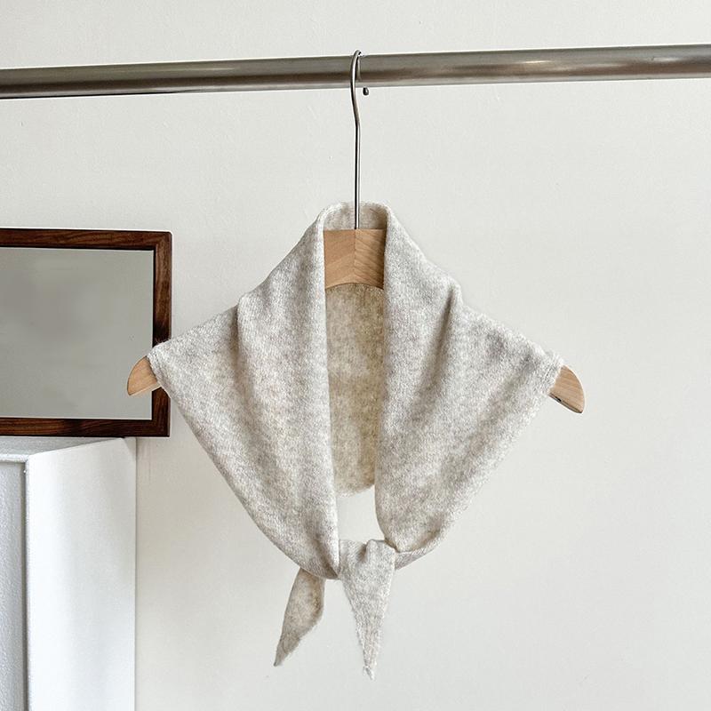 

1 однотонный зимний теплый и модный шарф, модный треугольный шарф, имитирующий шерсть, простой трикотаж в корейском стиле 100*35cm белый/серый