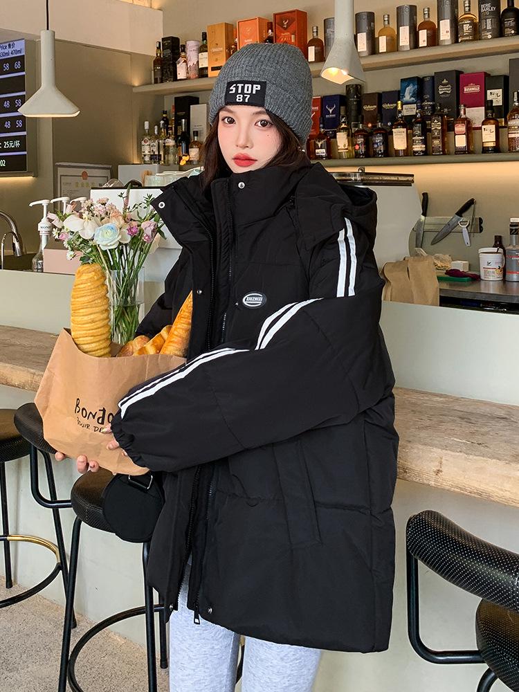 Women's 2024 Korean-Style Black Down Cotton Jacket - Winter Loose Fit, Trendy & Thickened for Students.
