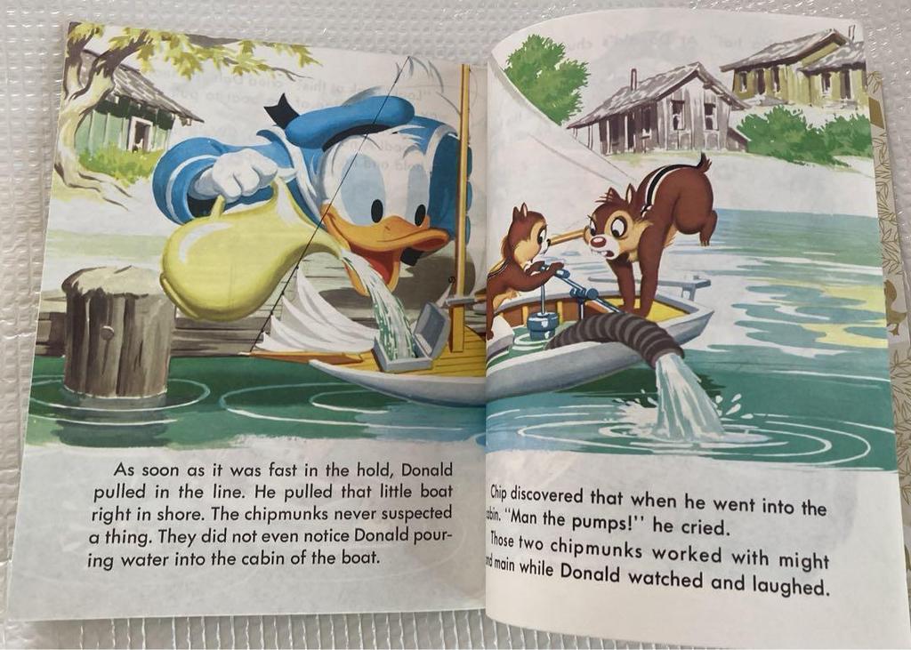 [USED] Donald & Chip & Dale English Picture Book M