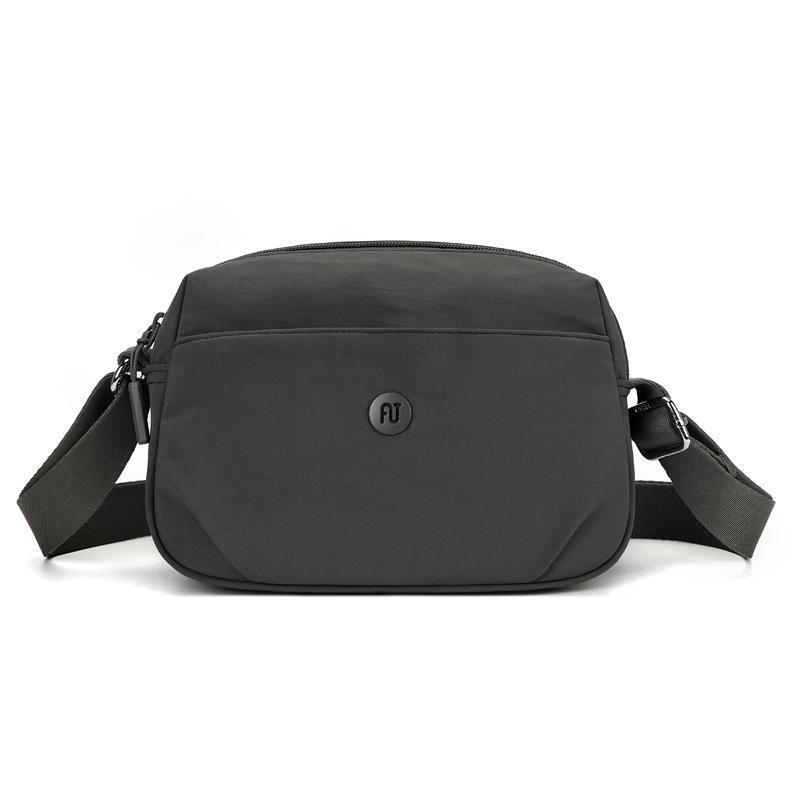 Commuter Shoulder Bag Women's Lightweight Multi-compartment Crossbody Bag