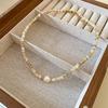 Dopamine Pearl Necklace: Retro Court Style Versatile Clavicle Chain for Women
