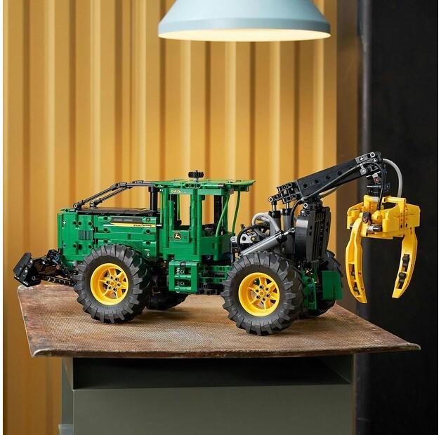 LEGO Technic 42157 Трелевочный трактор John Deere 948L-II
