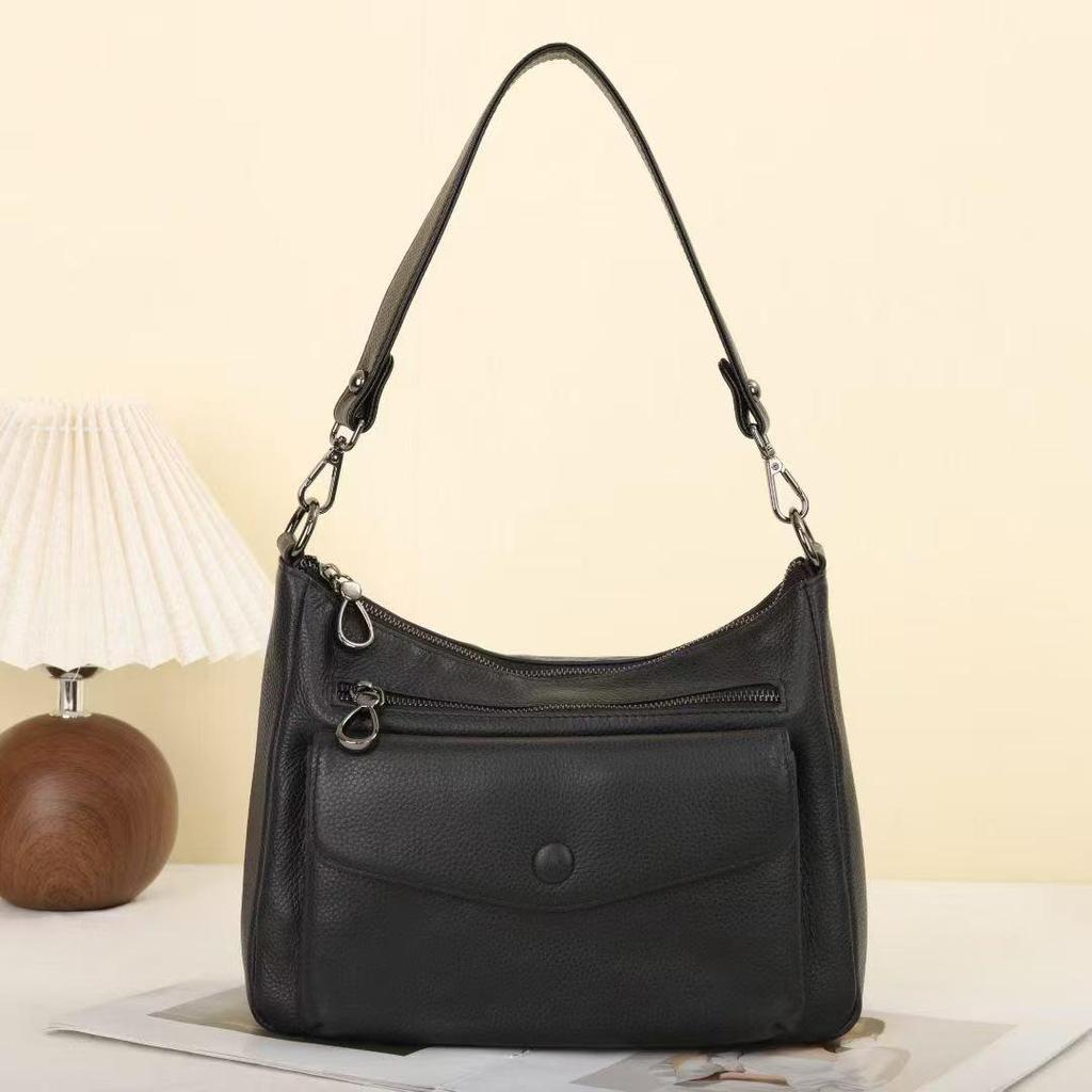 Stylish Commuter Crossbody Bag: Versatile High-End Small Square Design