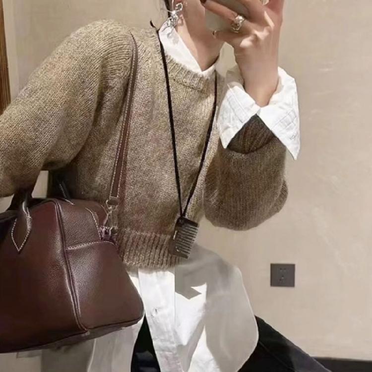 Trendsetting Hair Comb Sturdy Steel Pendant Necklace Portable Jewelry Accessory with Stylish Styles Elegant Designs