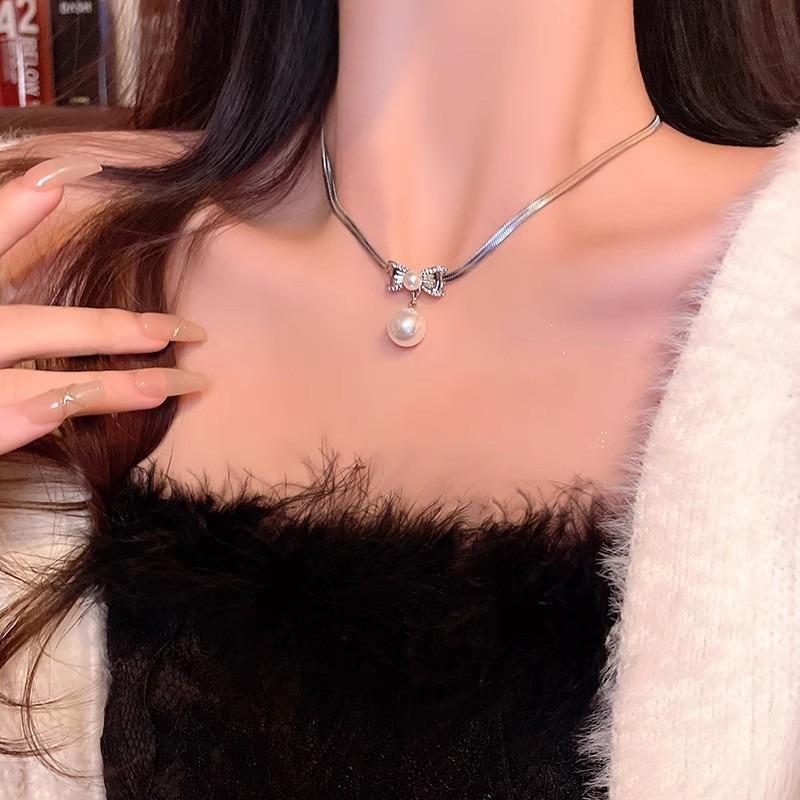 Premium Zircon Bow Pearl Necklace Sweet Cool Niche Versatile Temperament Sweater Collarbone Necklace Women