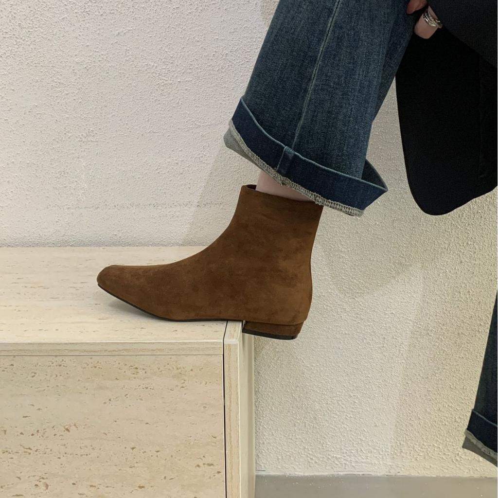 French Suede Square Ankle Boots Women's 2025 Autumn and Winter New Fashionable Thin Boots, Temperament Commuter Boots